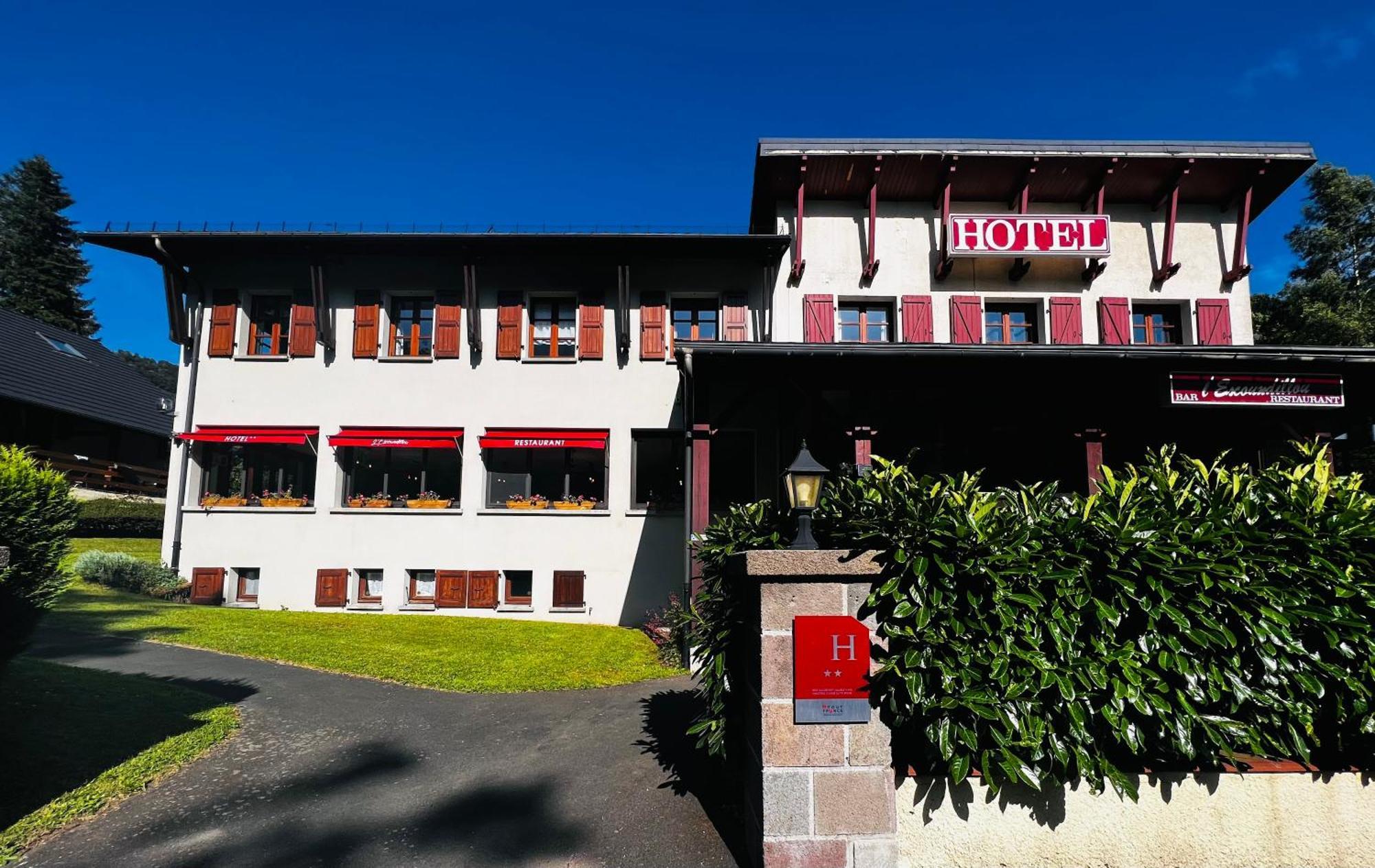 L'Escoundillou Hotel Saint-Jacques-des-Blats Exterior photo